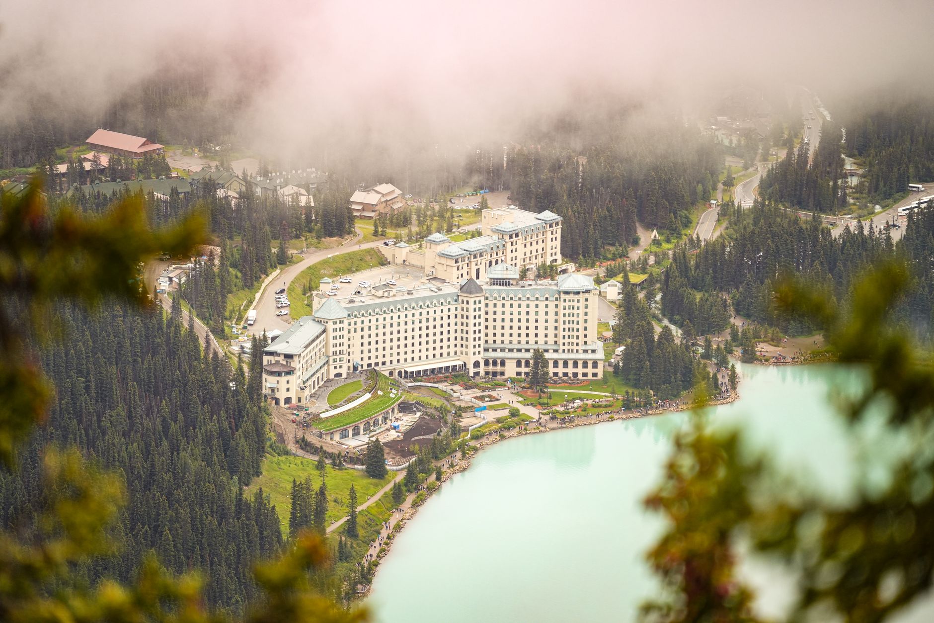 Fairmont Chateau Lake Louise — photo 2