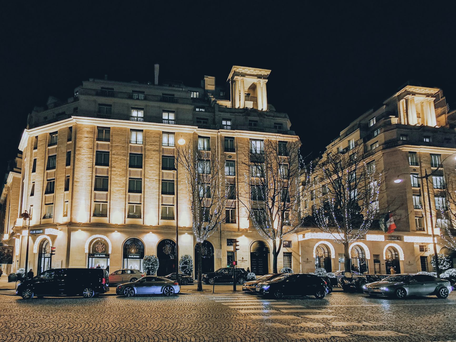 Hotel Plaza Athenee, Paris